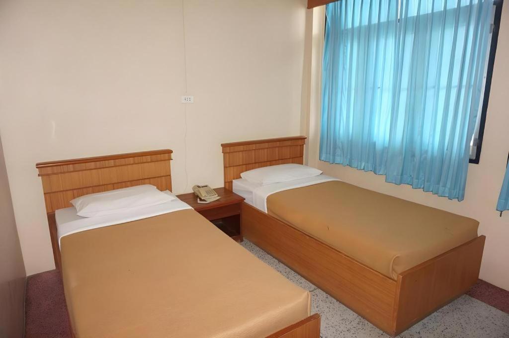 Supak Hotel Kalasin Exterior photo