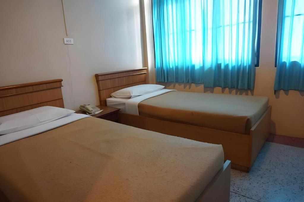 Supak Hotel Kalasin Exterior photo